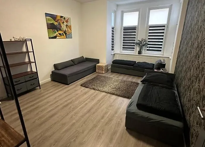 Voll Ausgestattetes Gruppenapartment Bis 6 Personen Nr 4 * Magdeburg
